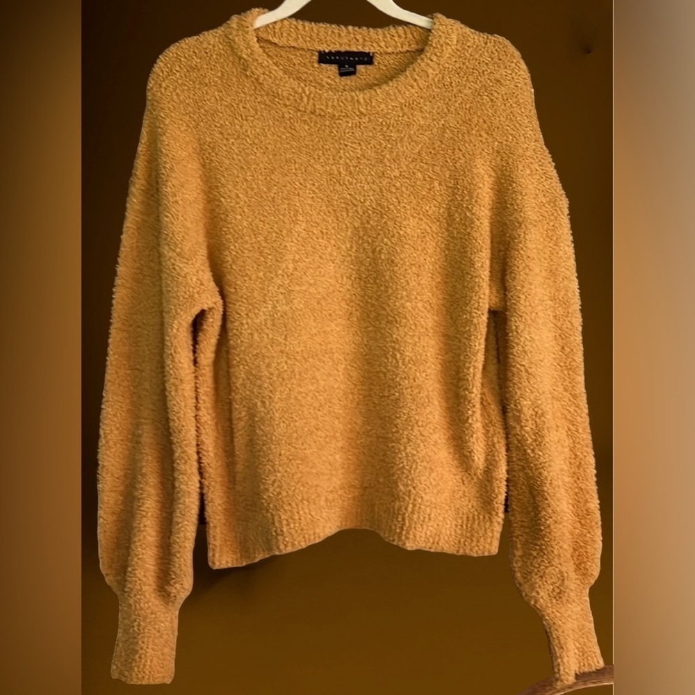 SANCTUARY Butterscotch Plush Bishop Sleeve Crew Neck Sweater, Size Medium, GUC.